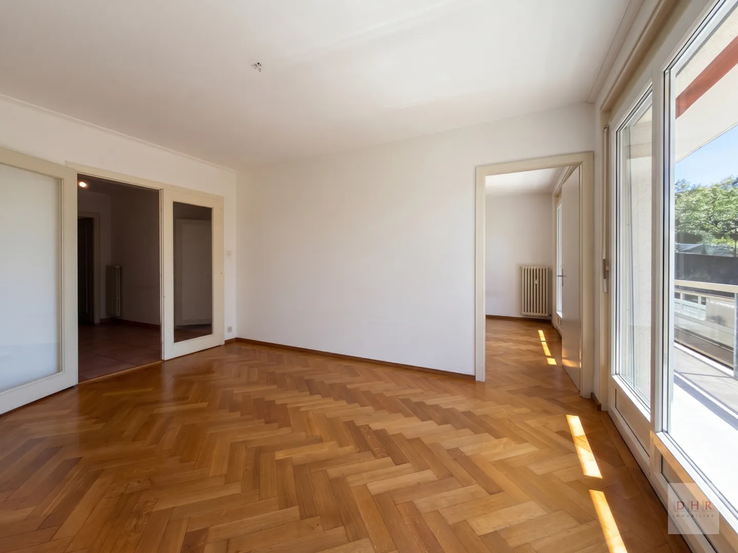 Spacious Apartment in Béthusy - Photo 1 of 14