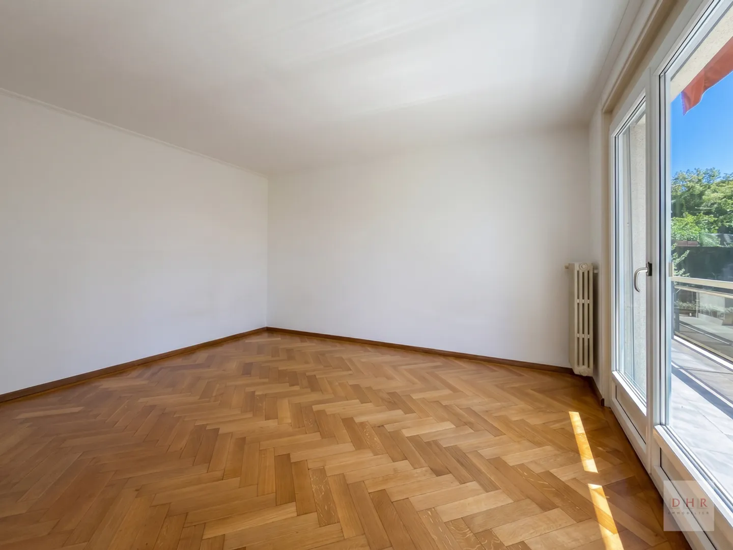 Spacious Apartment in Béthusy - Photo 4 of 14