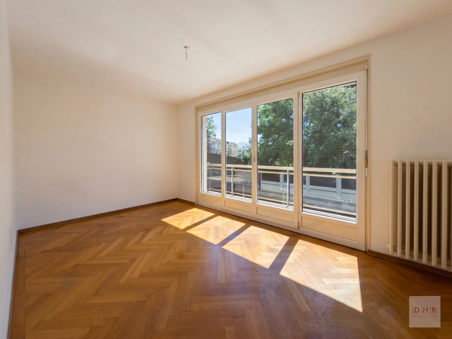 Spacious Apartment in Béthusy - Photo 5 of 14