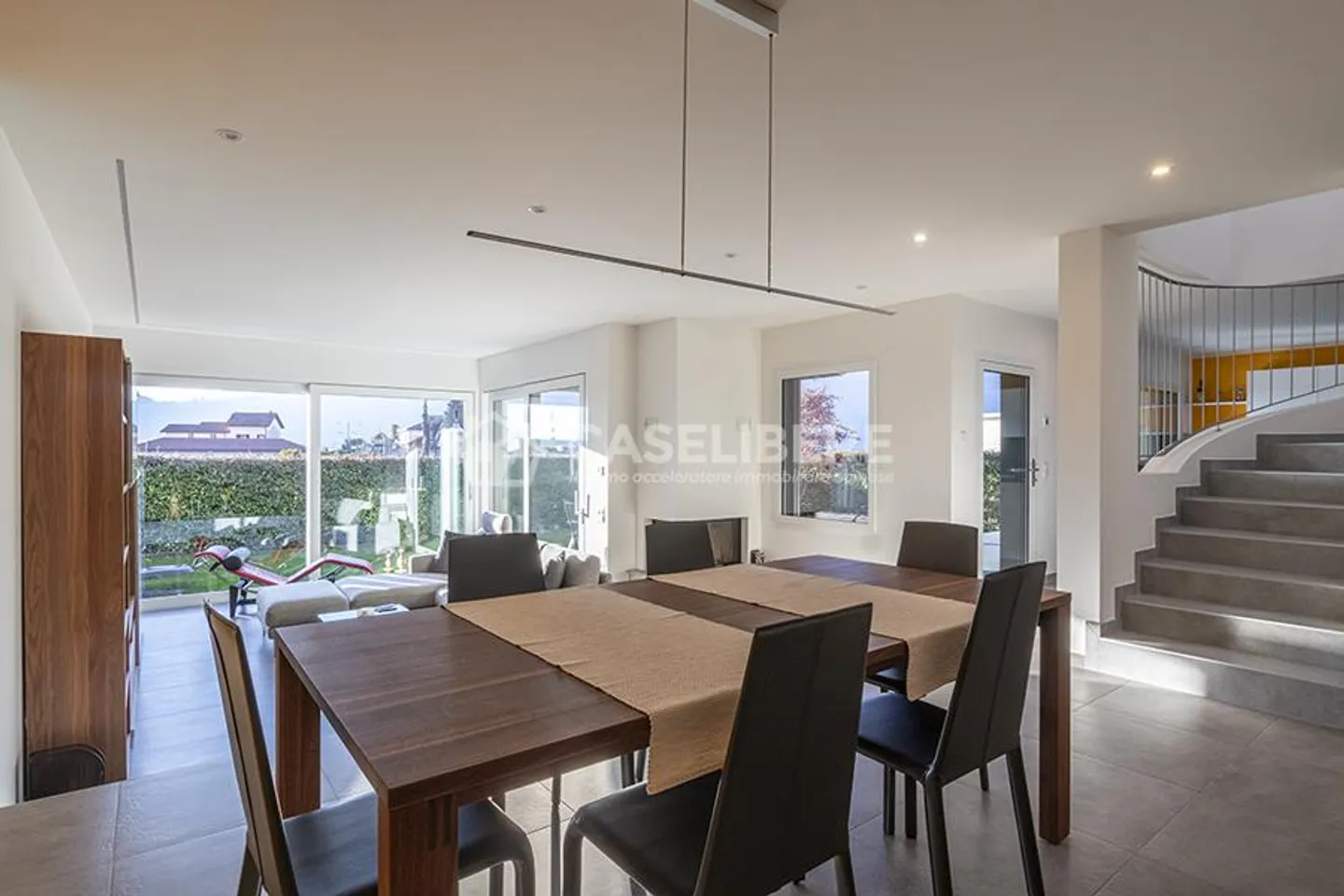 WUNDERBARES HAUS MIT GARTEN IN VAGLIO - Foto 1 von 25