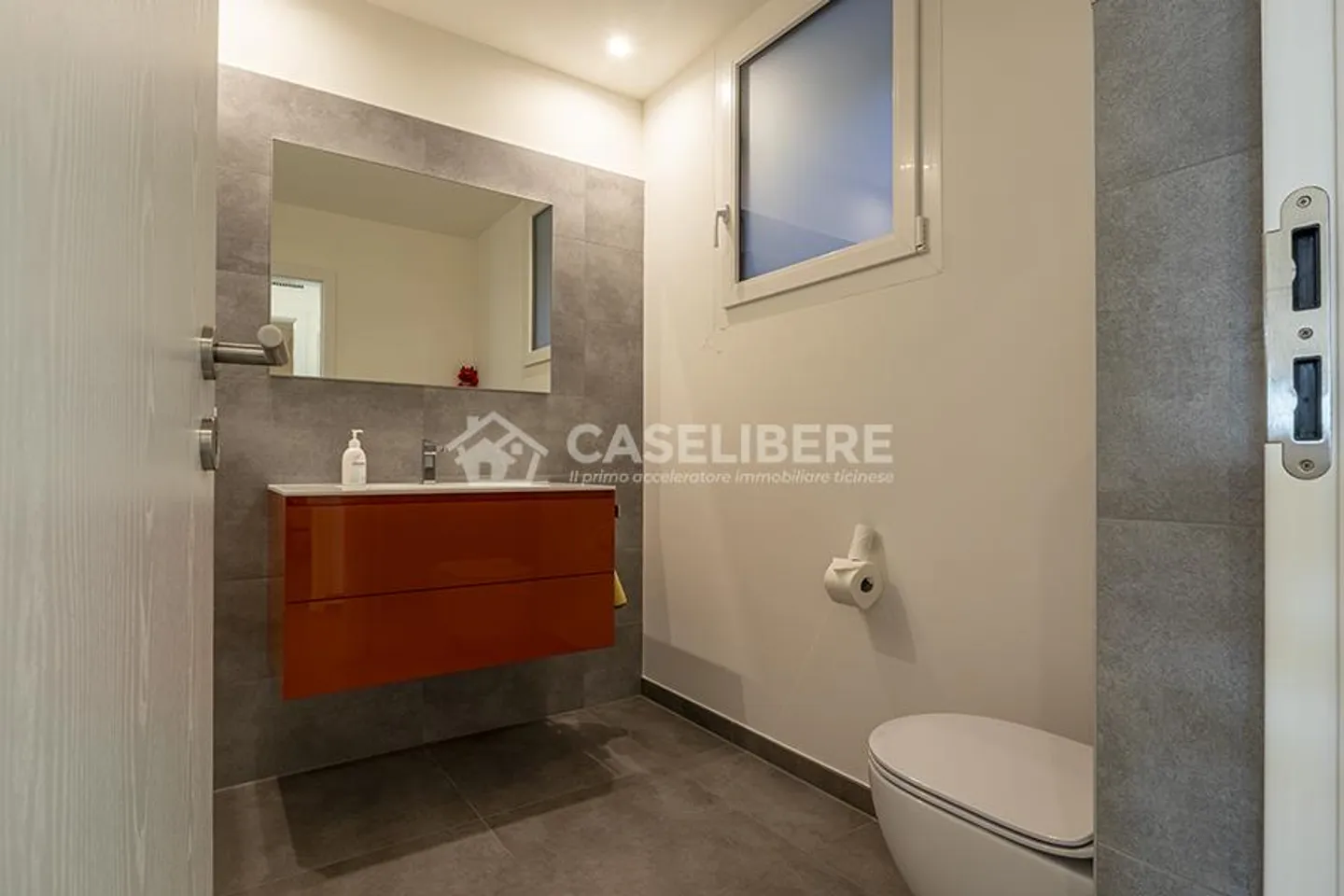 WUNDERBARES HAUS MIT GARTEN IN VAGLIO - Foto 13 von 25