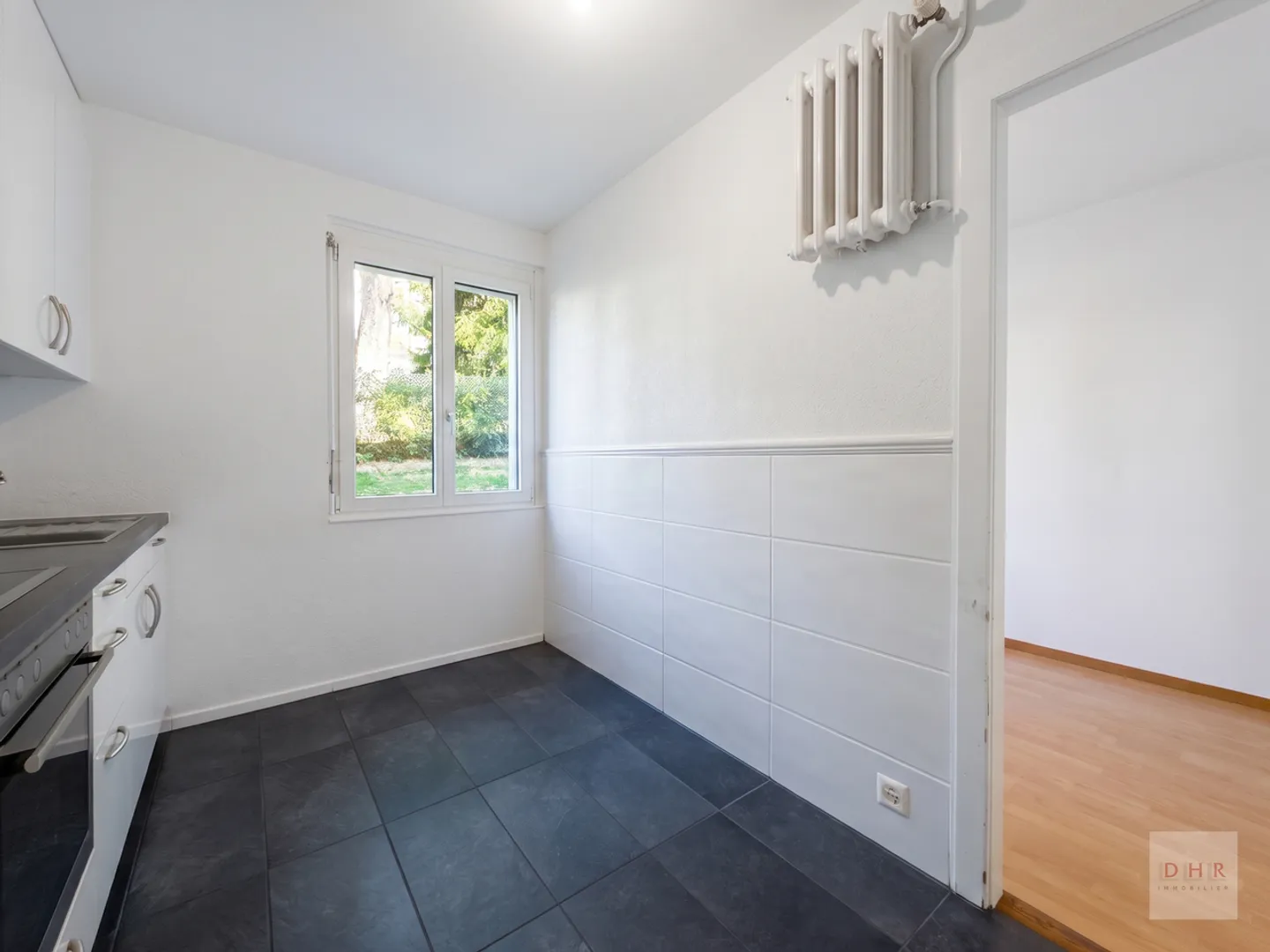 Spacious Apartment in Béthusy - Photo 10 of 14