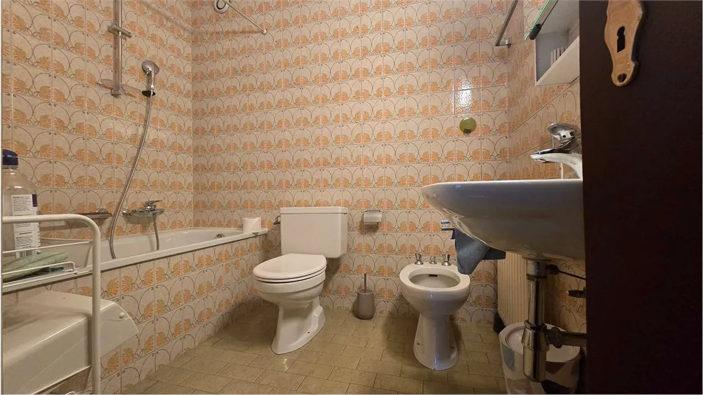 Wohnung/Büro zum Verkauf, 3.5 Zimmer Chiasso - Foto 6 von 6