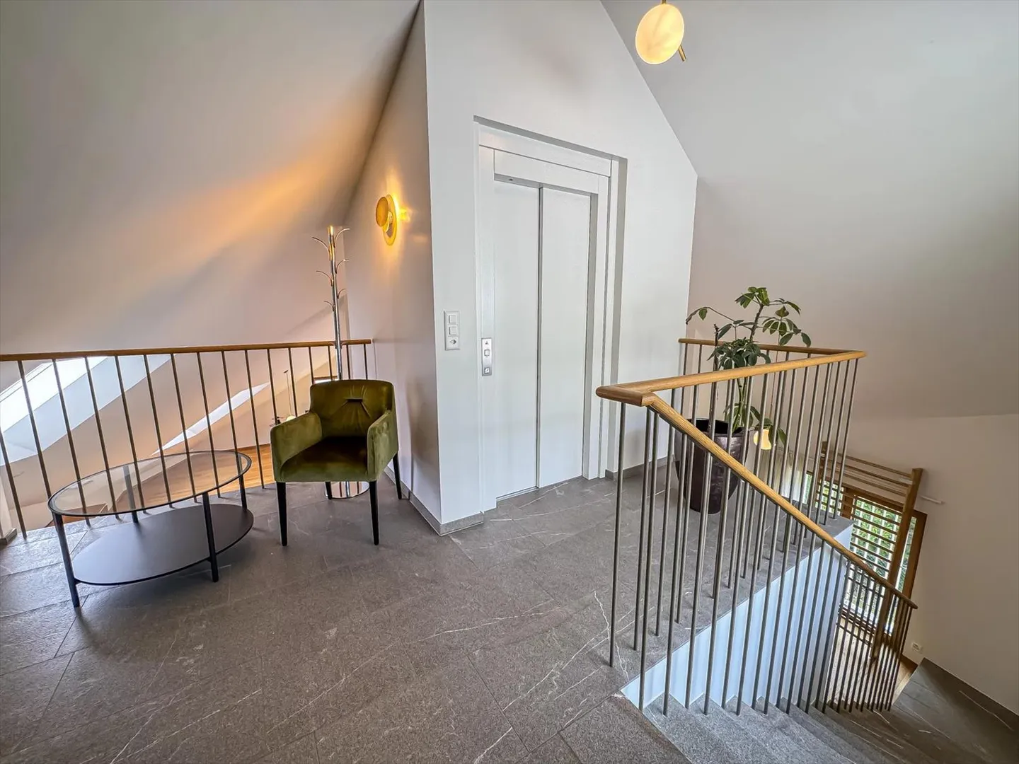 Villa di Eccezione in Prima Linea al Lago! - Foto 6 di 13