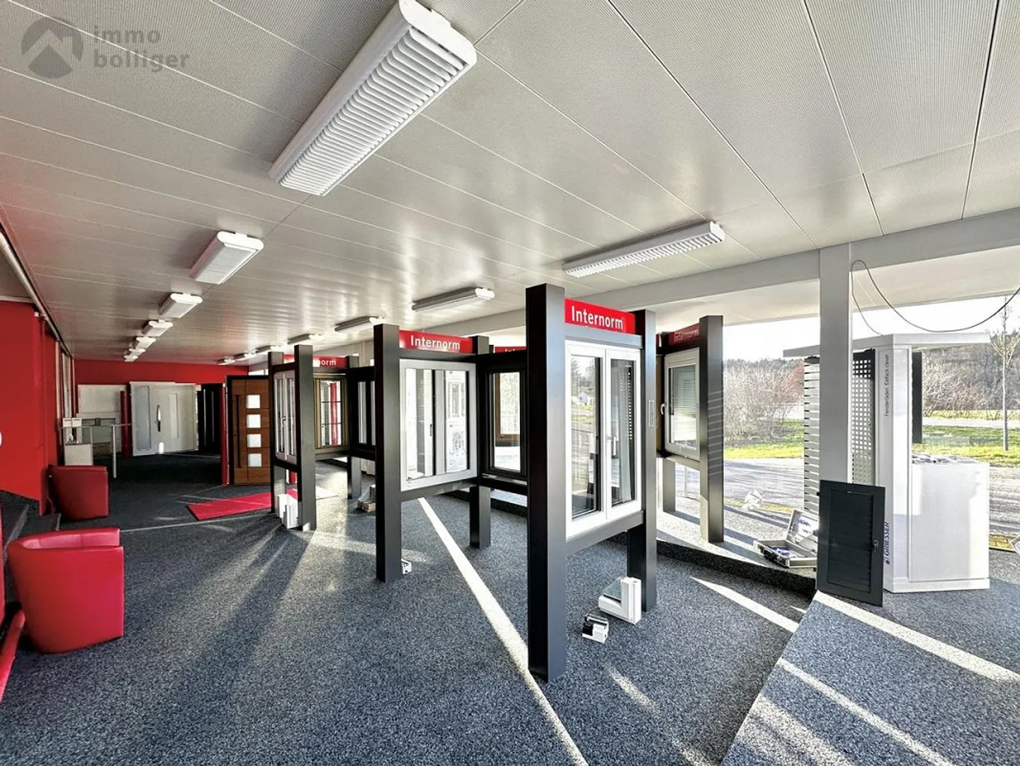 Ampio spazio commerciale sulla strada principale a Murgenthal - Foto 2 di 5