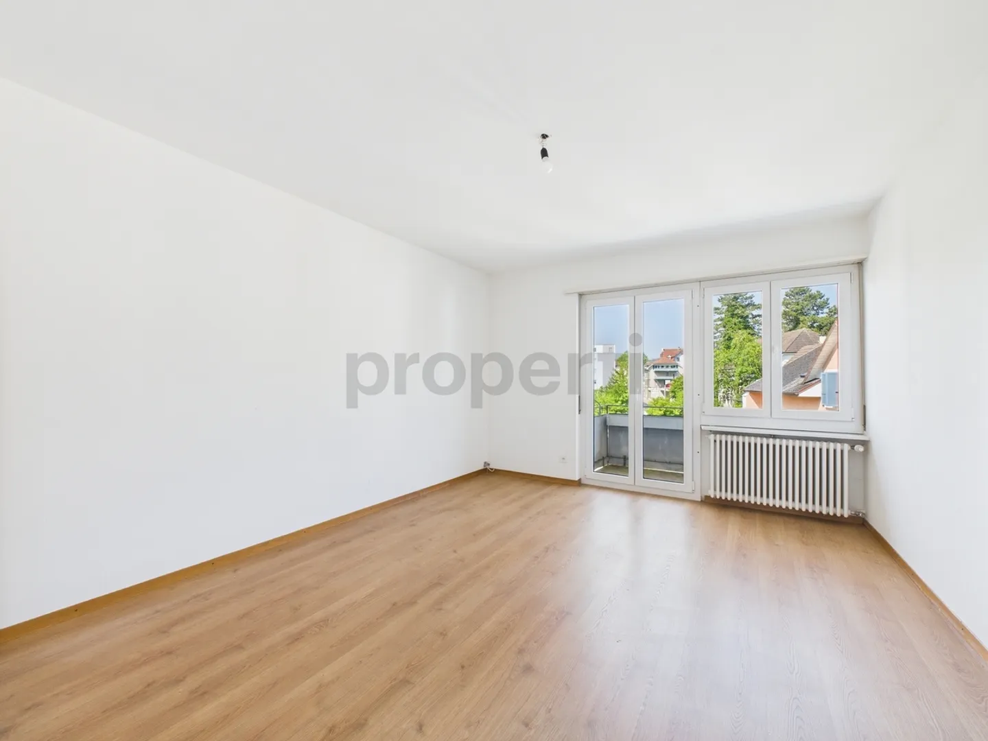 Apartment for rent - Photo 1 of 7