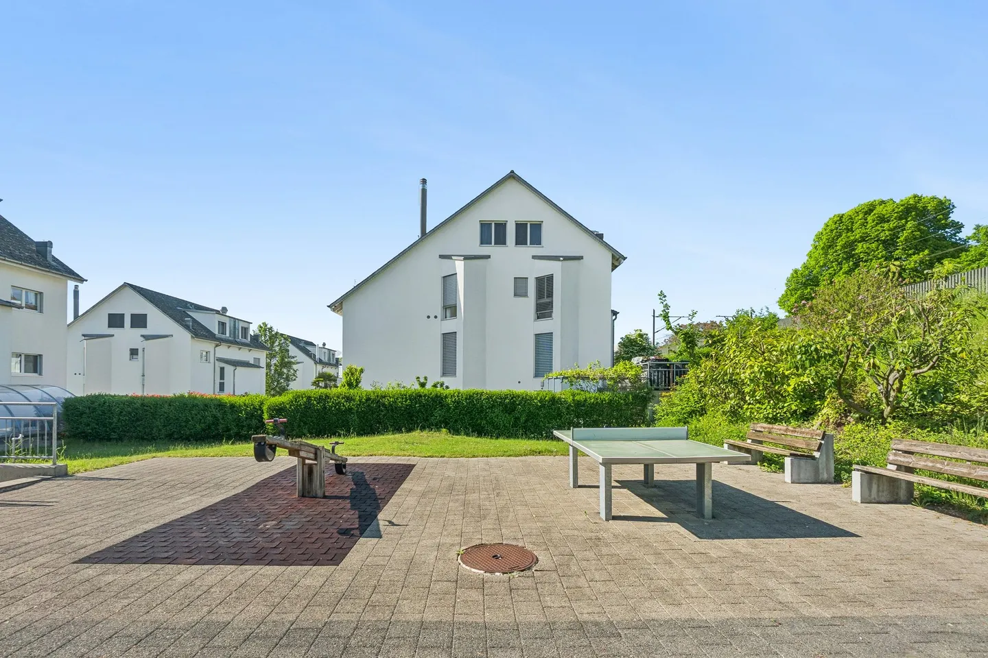 Charming Maisonette Apartment in Bassersdorf with Sunny Balcony - Photo 7 of 8
