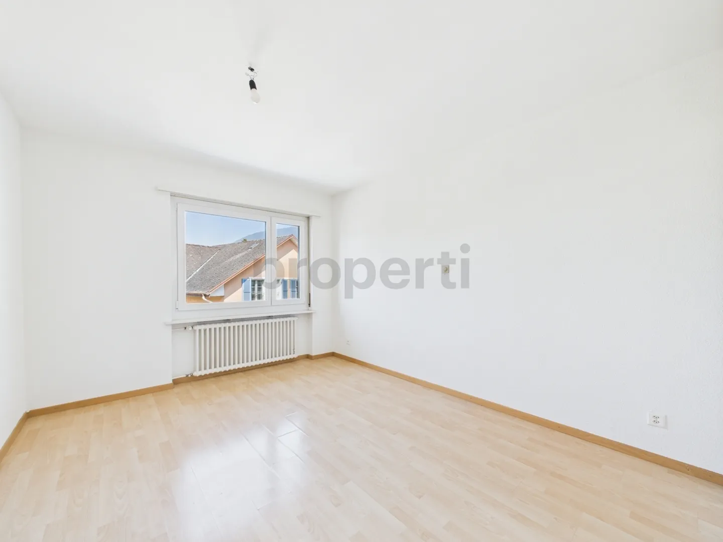 Apartment for rent - Photo 4 of 7