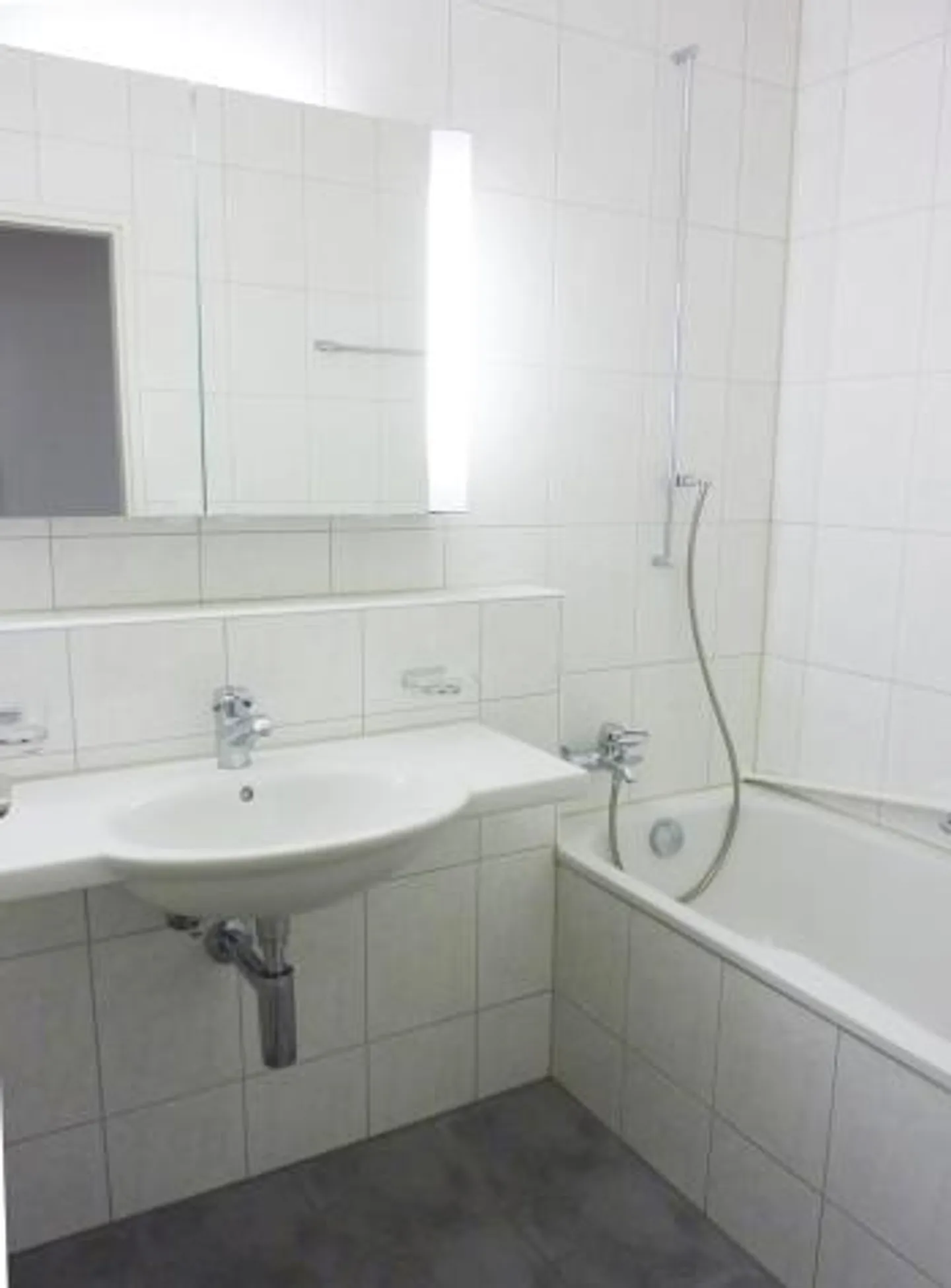 Zentrale Wohnlage in Zürich Altstetten - Foto 6 von 6