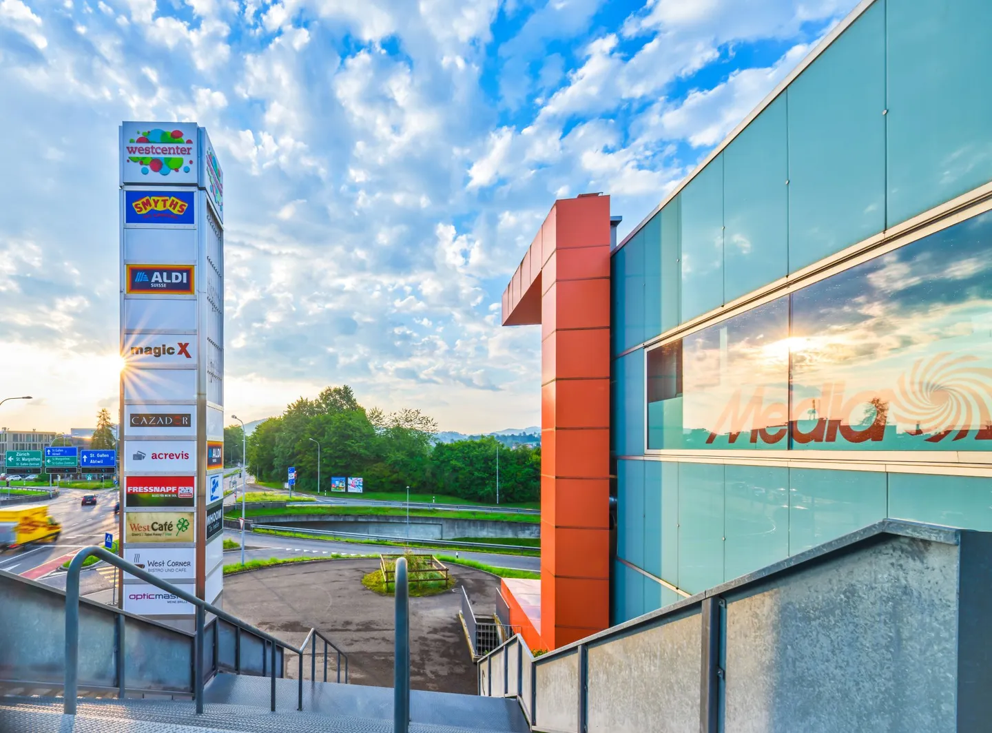 Spazio commerciale ampliato nel Westcenter SG (135 m2) - Foto 6 di 10