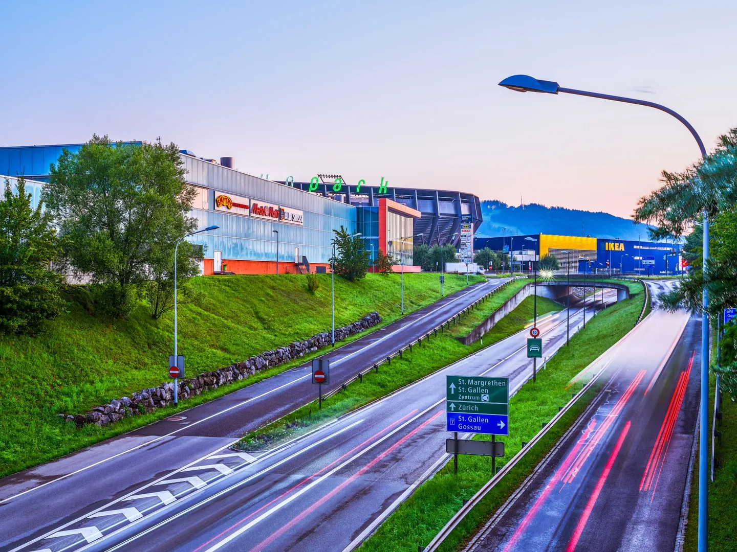 Spazio commerciale ampliato nel Westcenter SG (135 m2) - Foto 1 di 10