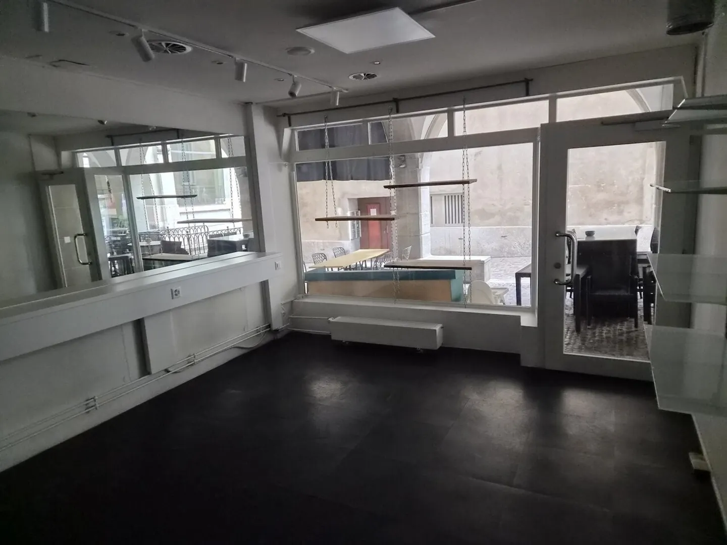 Modern Creative Space in Burgdorf - Photo 4 of 4