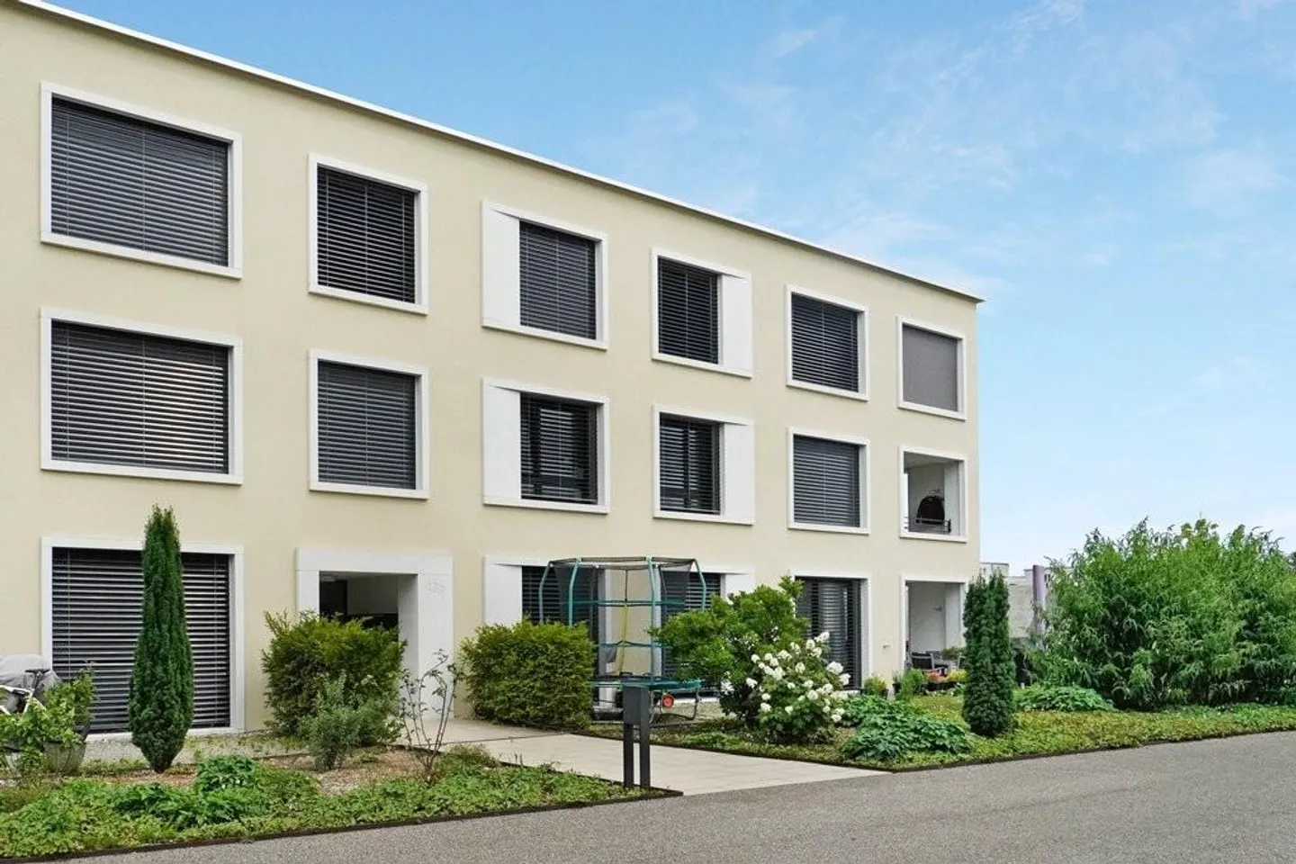 Are you looking for a trendy apartment? - Photo 1 of 7