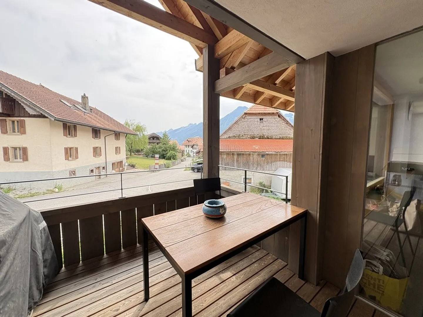Appartamento 4.5 stanze per 1'960.- CHF/mese inclusi costi aggiuntivi - Foto 8 di 8