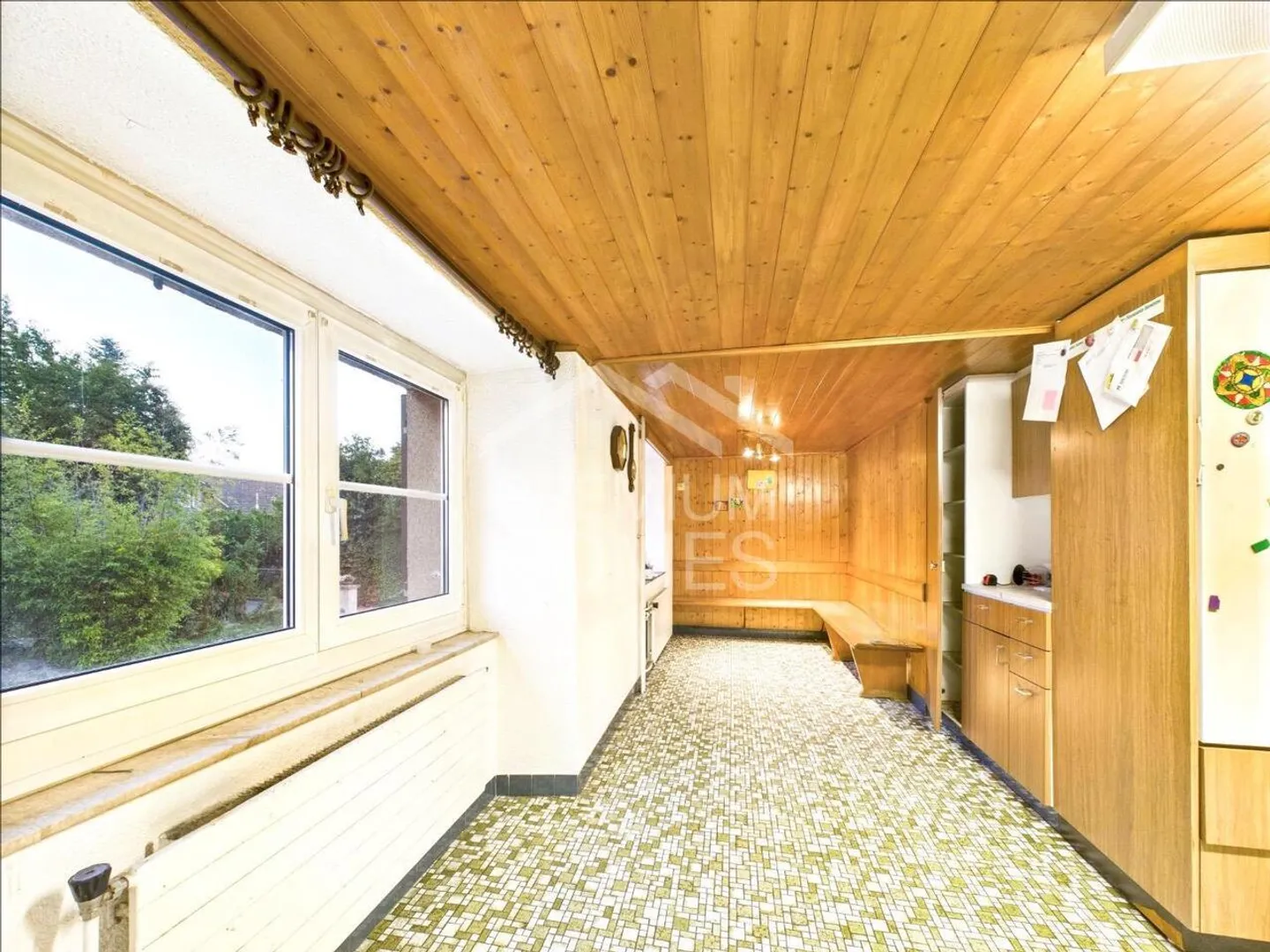 Point fort pour les investisseurs : Deux maisons - un achat ! - Photo 4 sur 12