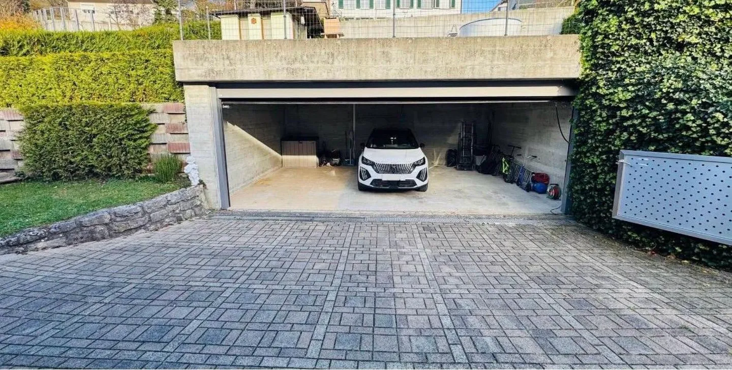 Casa al piano terra di 5,5 stanze con vista panoramica, garage per 3 auto e grande giardino - Foto 17 di 20