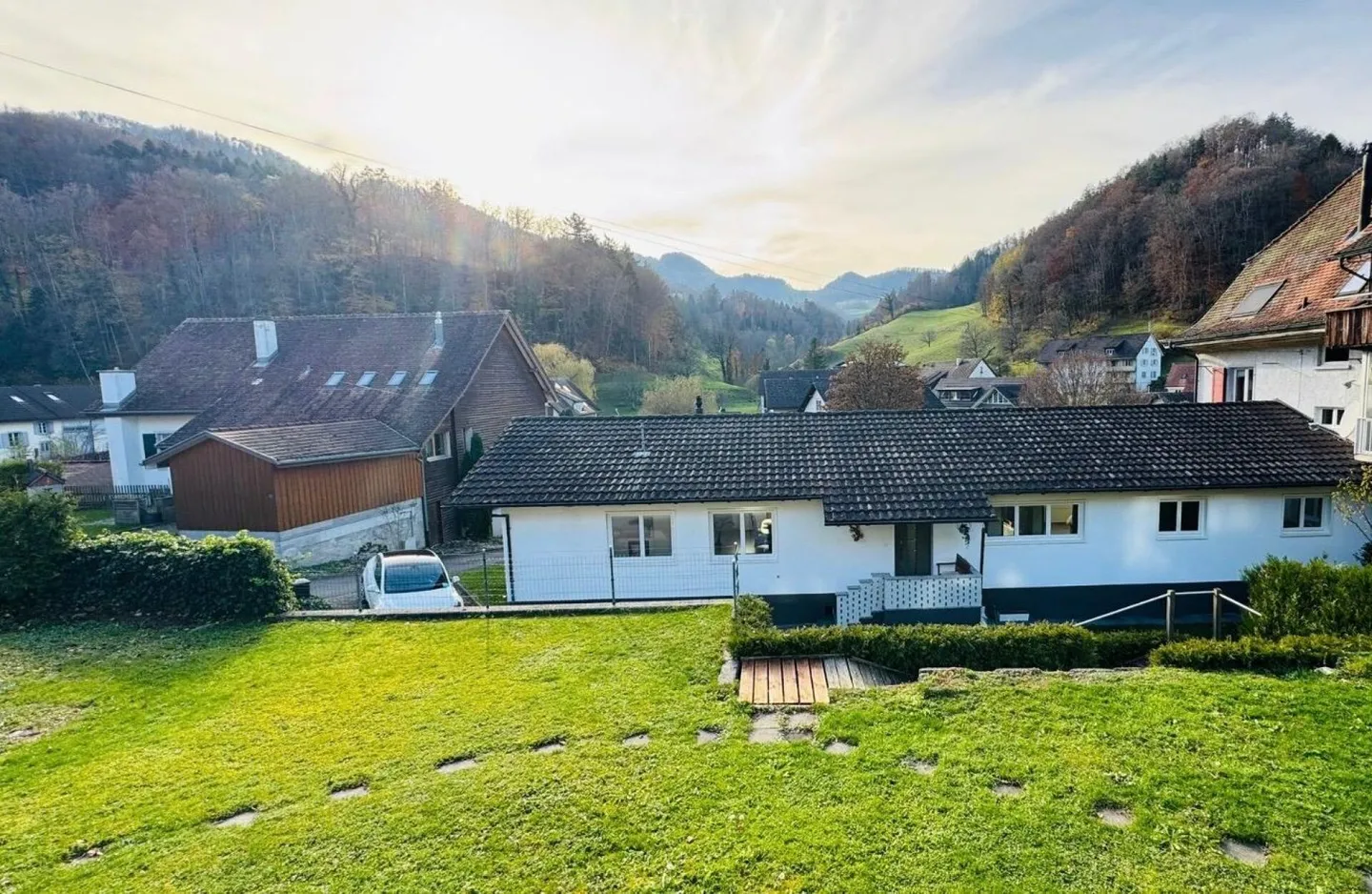 Casa al piano terra di 5,5 stanze con vista panoramica, garage per 3 auto e grande giardino - Foto 18 di 20