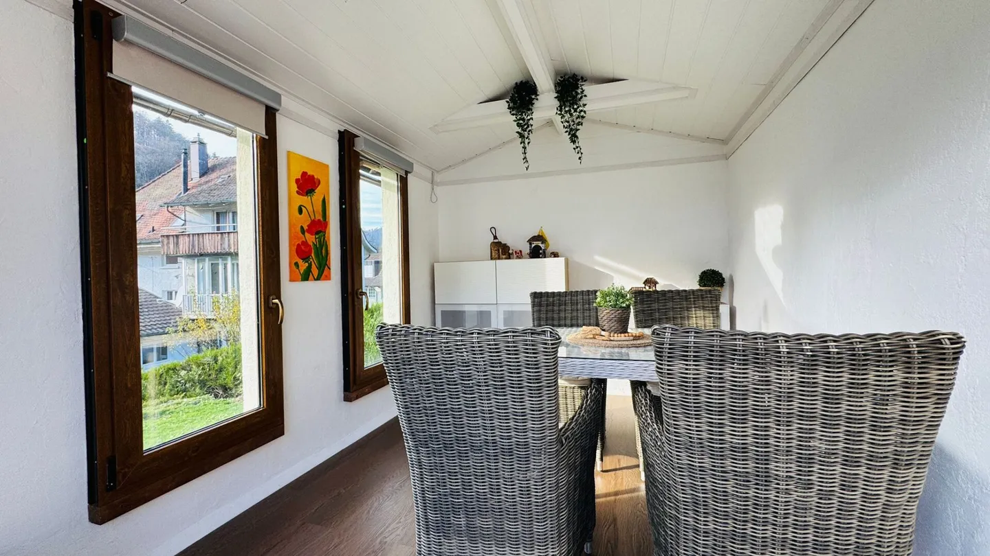 Casa al piano terra di 5,5 stanze con vista panoramica, garage per 3 auto e grande giardino - Foto 7 di 20