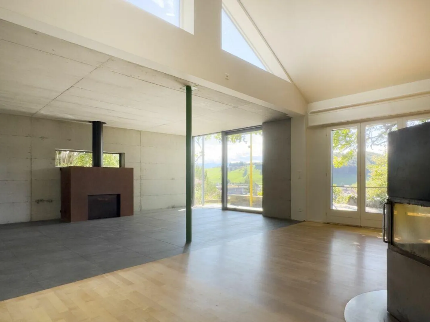 Maison individuelle de 8,5 pièces avec appartement séparé dans un emplacement magnifique à Worb - Photo 5 sur 29