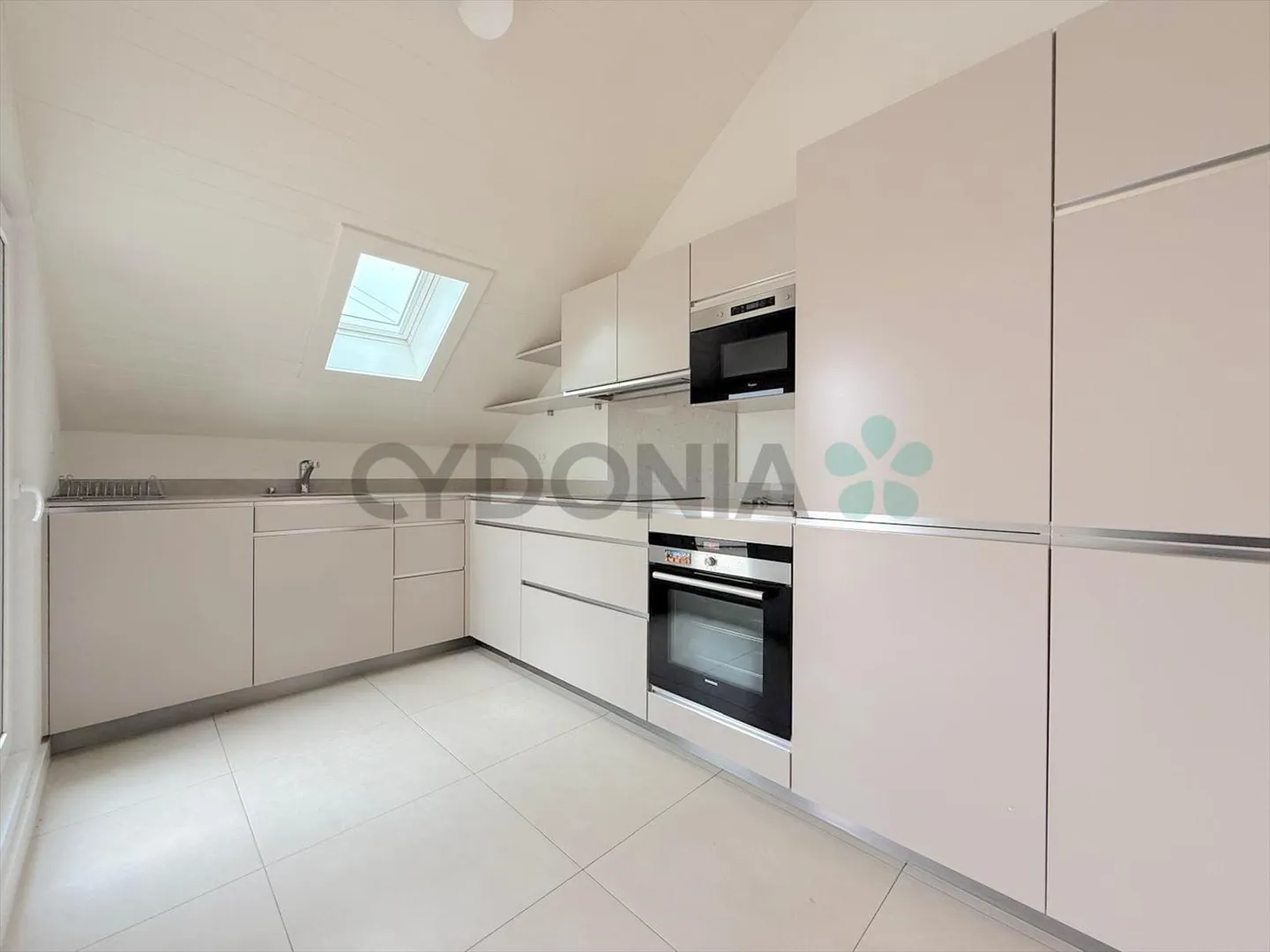 Charmante Penthouse mit freiem Blick - Foto 4 von 10