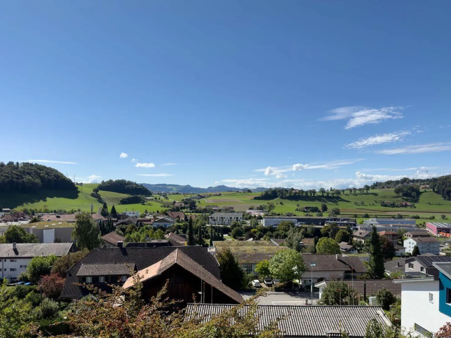 Maison individuelle de 8,5 pièces avec appartement séparé dans un emplacement magnifique à Worb - Photo 26 sur 29