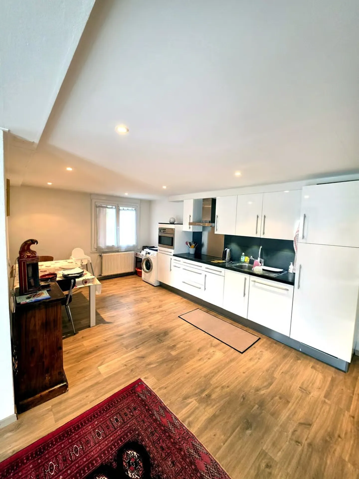 Erdgeschosswohnung mit Terrasse - Ideal für Familien - Foto 3 von 5