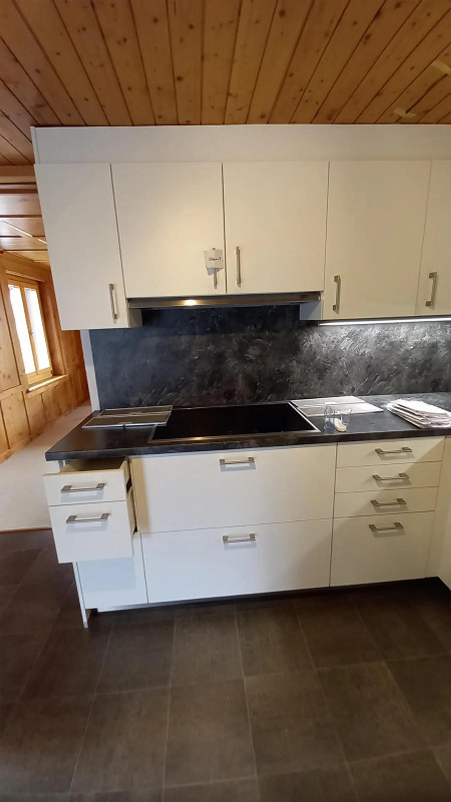 Igis beautiful 4-room apartment with a view and green space - Photo 7 of 23