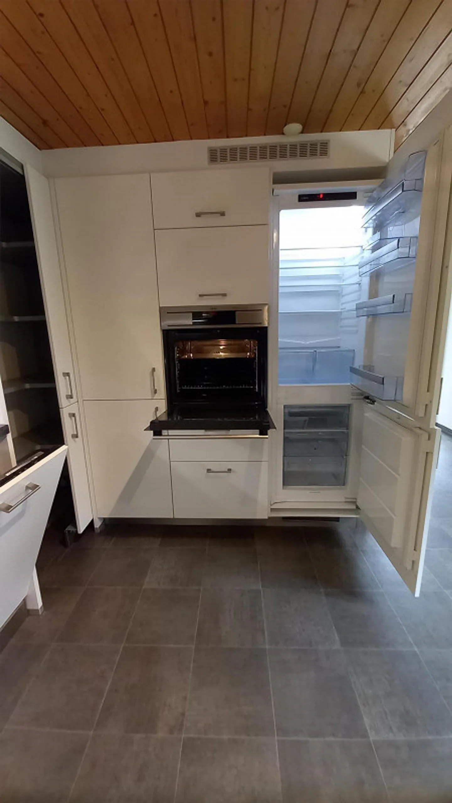 Igis beautiful 4-room apartment with a view and green space - Photo 9 of 23