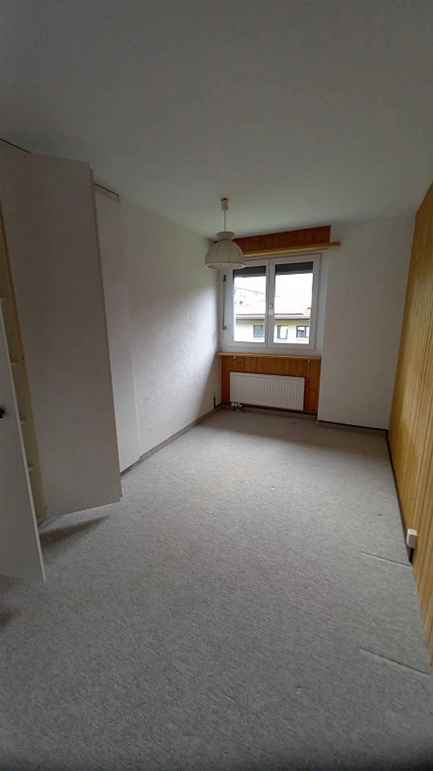 Igis beautiful 4-room apartment with a view and green space - Photo 10 of 23