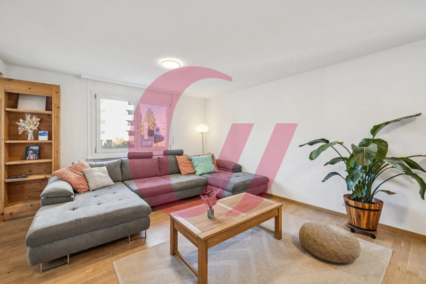 Apartment with 4.5 rooms in the city center of Bulle! - Photo 3 of 10