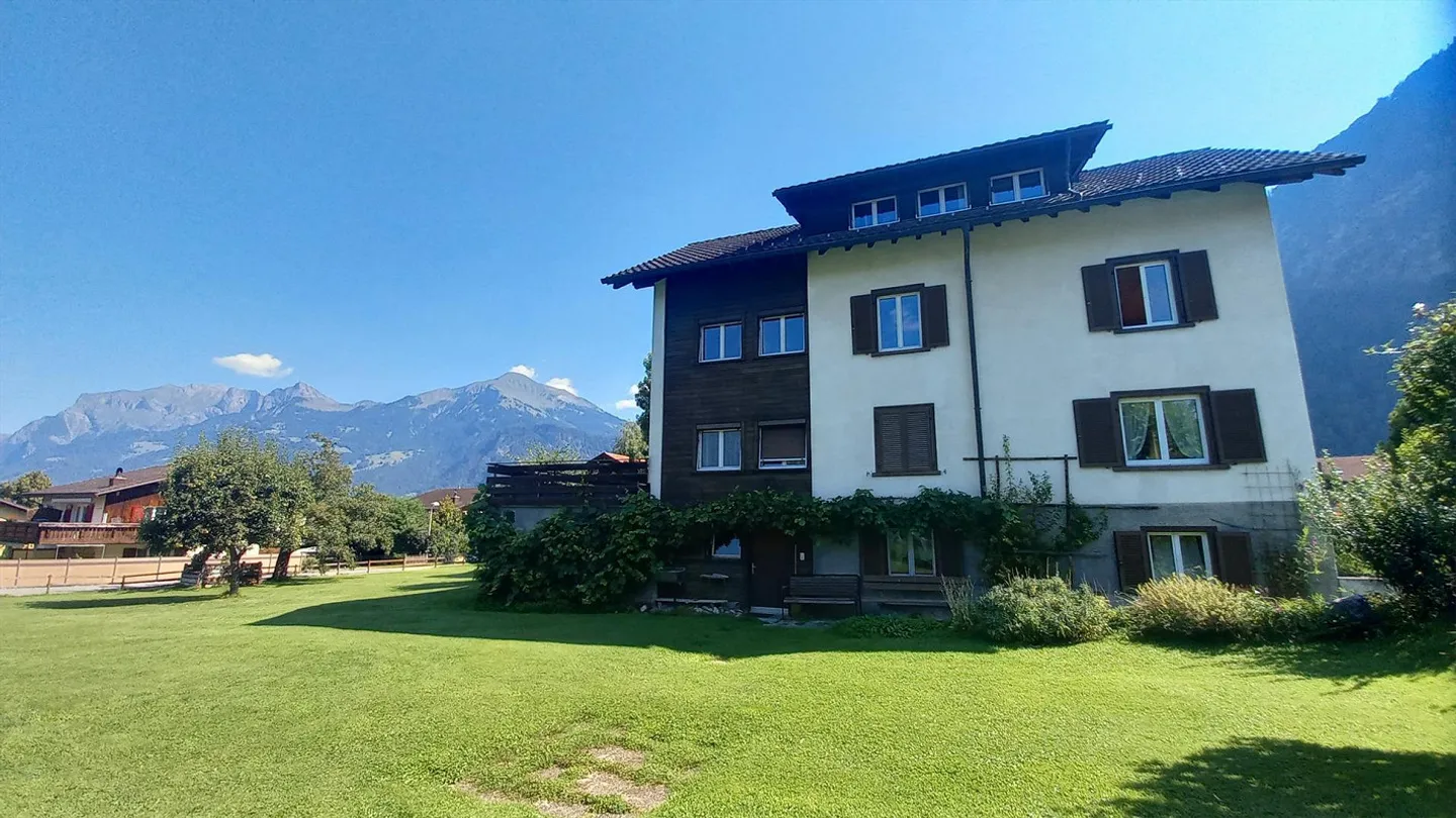 Igis beautiful 4-room apartment with a view and green space - Photo 14 of 23