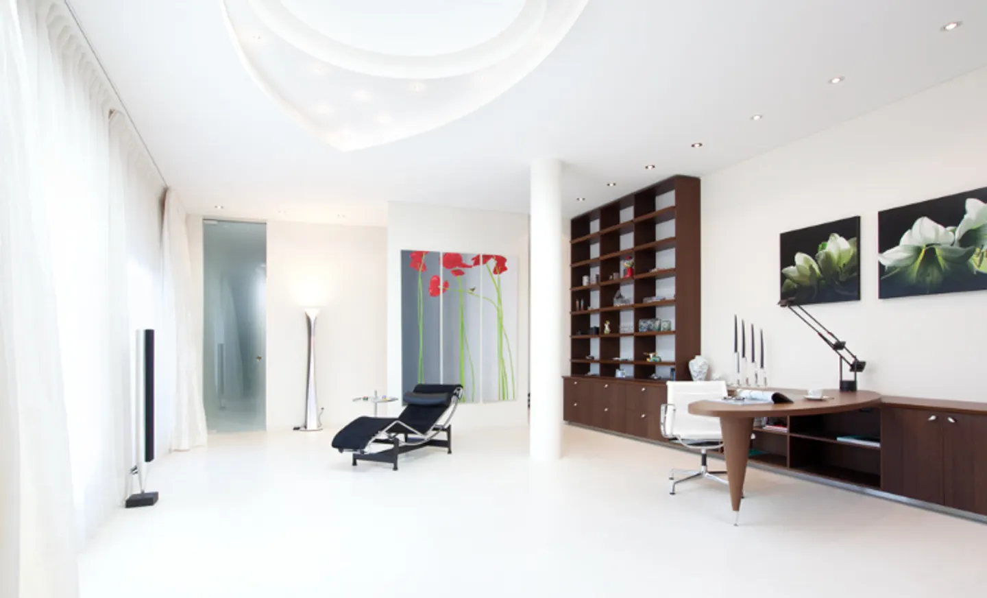 Superb penthouse in the center of Crans - Photo 5 of 12