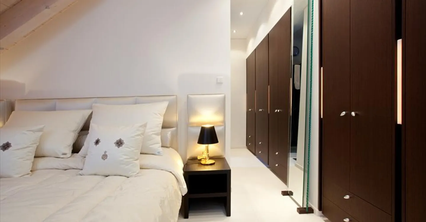 Superb penthouse in the center of Crans - Photo 7 of 12