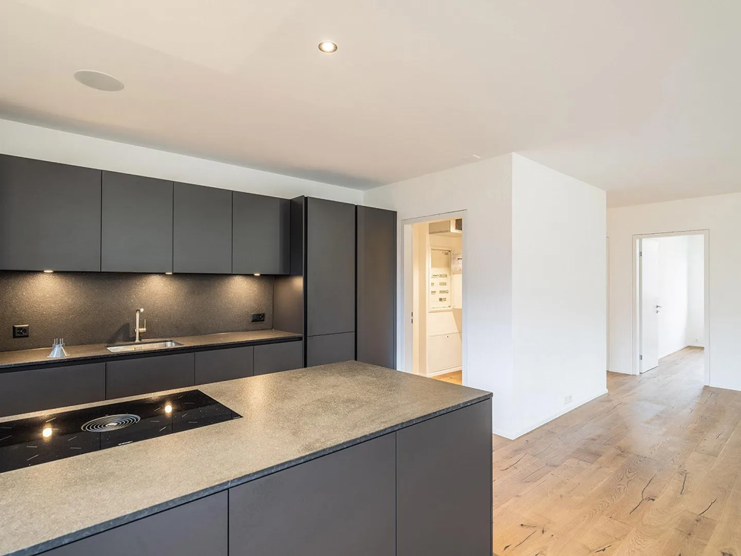 Nuovo appartamento di 5,5 stanze con vista mozzafiato - Foto 8 di 13