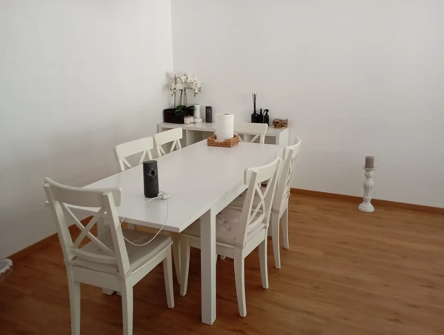 Premier mois de loyer gratuit - Appartement meublé de 3,5 pièces dans un emplacement stratégique à Chiasso - Photo 1 sur 11