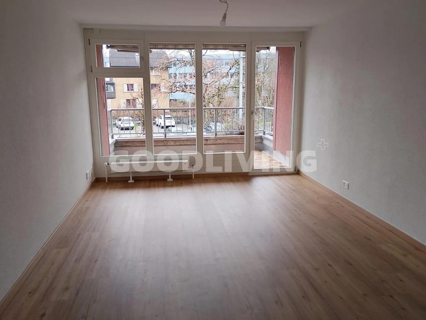 Charmante appartement attend le nouveau locataire! - Photo 2 sur 4