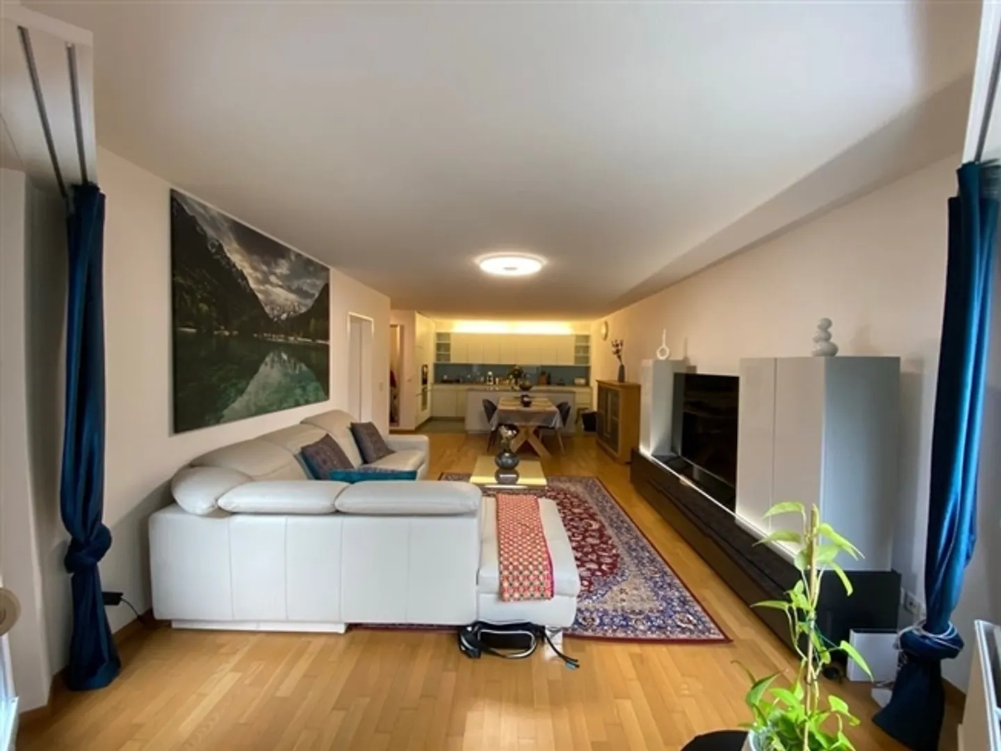 Beautiful fully furnished 4.5-room apartment in Seebach ideal for expats - (Zone 10) - Photo 1 of 13