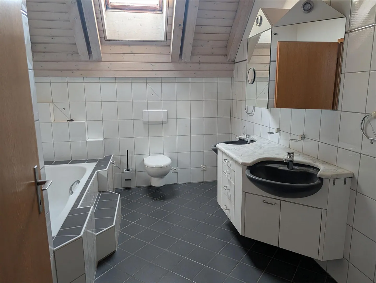 Casa ristrutturata di 6,5 stanze - Foto 7 di 16