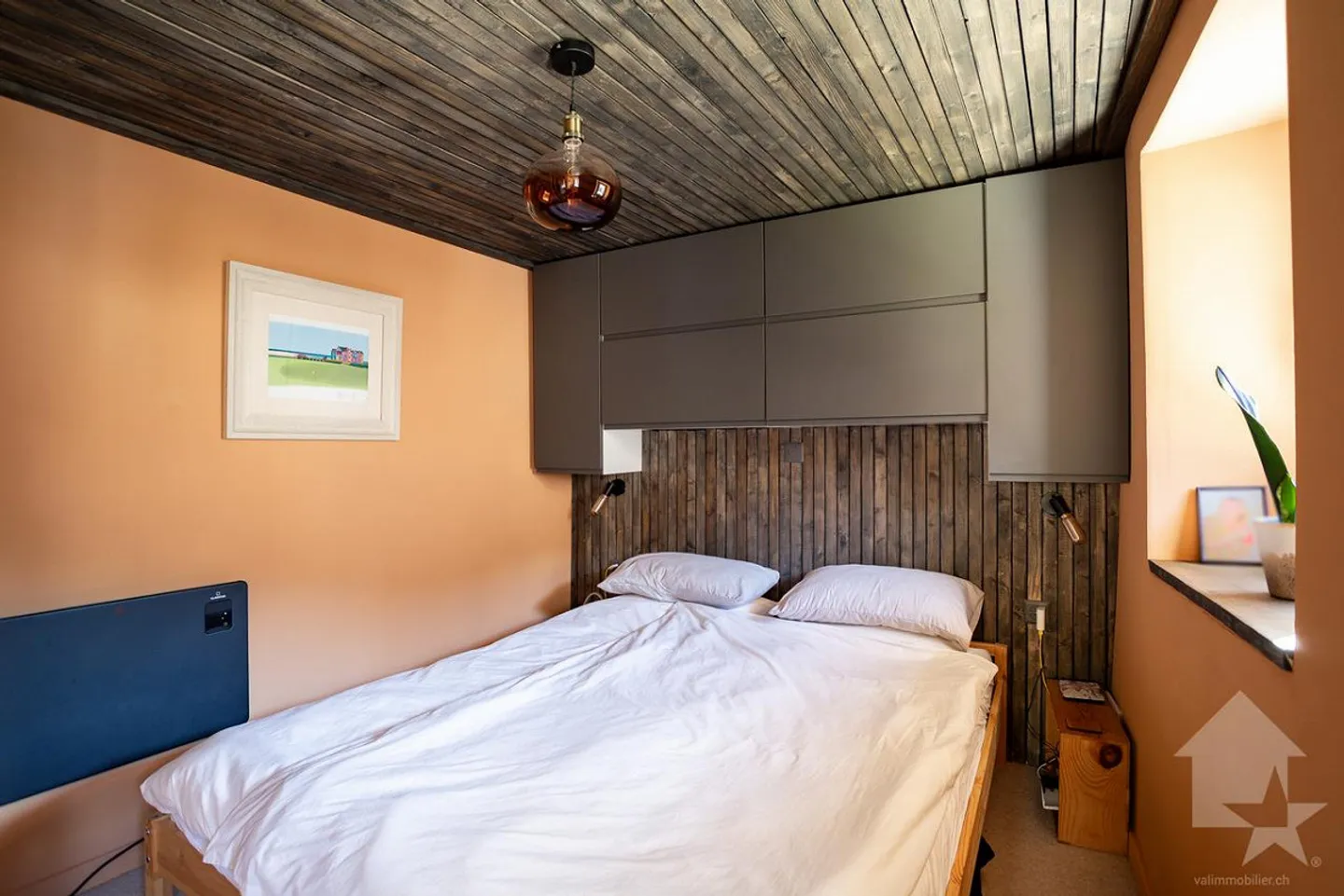 Renovated 4.5-room chalet, 103 m2, view and sun - Photo 6 of 23