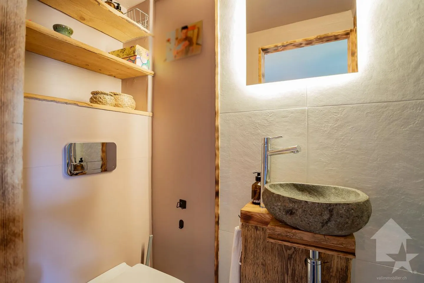 Renovated 4.5-room chalet, 103 m2, view and sun - Photo 13 of 23