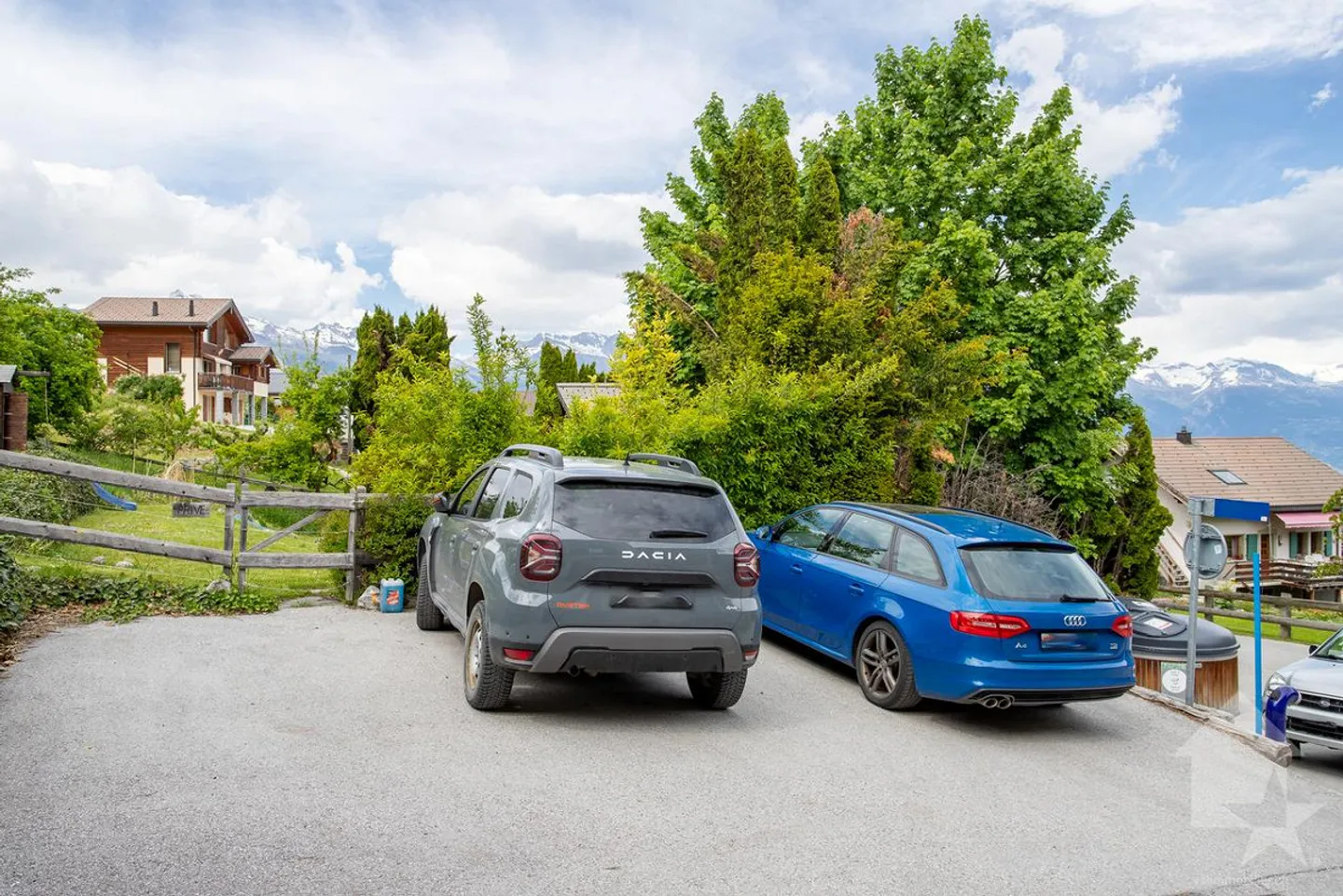 Renovated 4.5-room chalet, 103 m2, view and sun - Photo 21 of 23