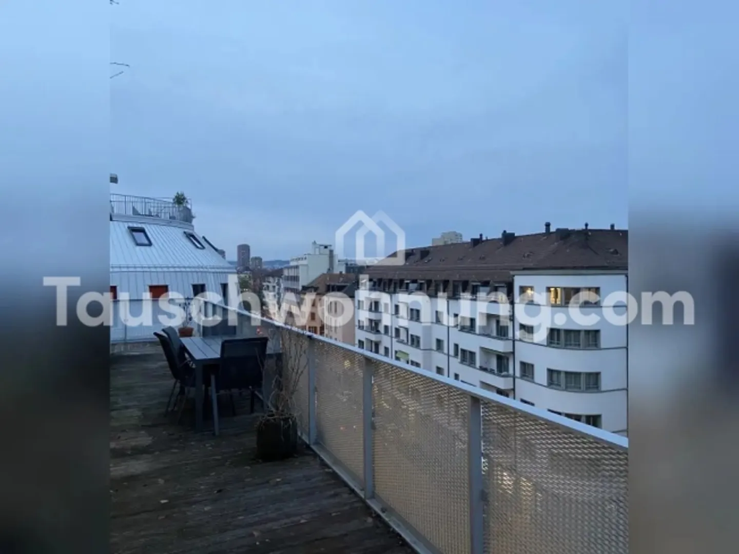 [ÉCHANGE D'APPARTEMENT] 3.5 avec 2 salles de bains + terrasse (Dernier étage Wiedikon) recherche 4.5 - Photo 4 sur 7
