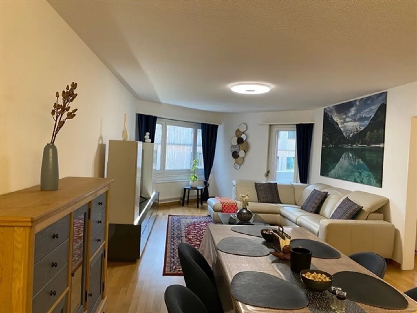 Beautiful fully furnished 4.5-room apartment in Seebach ideal for expats - (Zone 10) - Photo 2 of 13