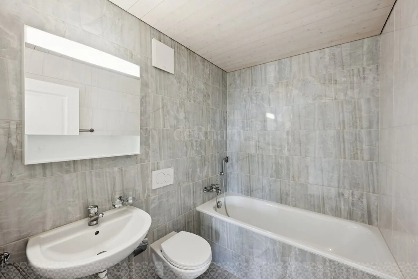 1 mese di affitto gratuito! - Foto 5 di 9