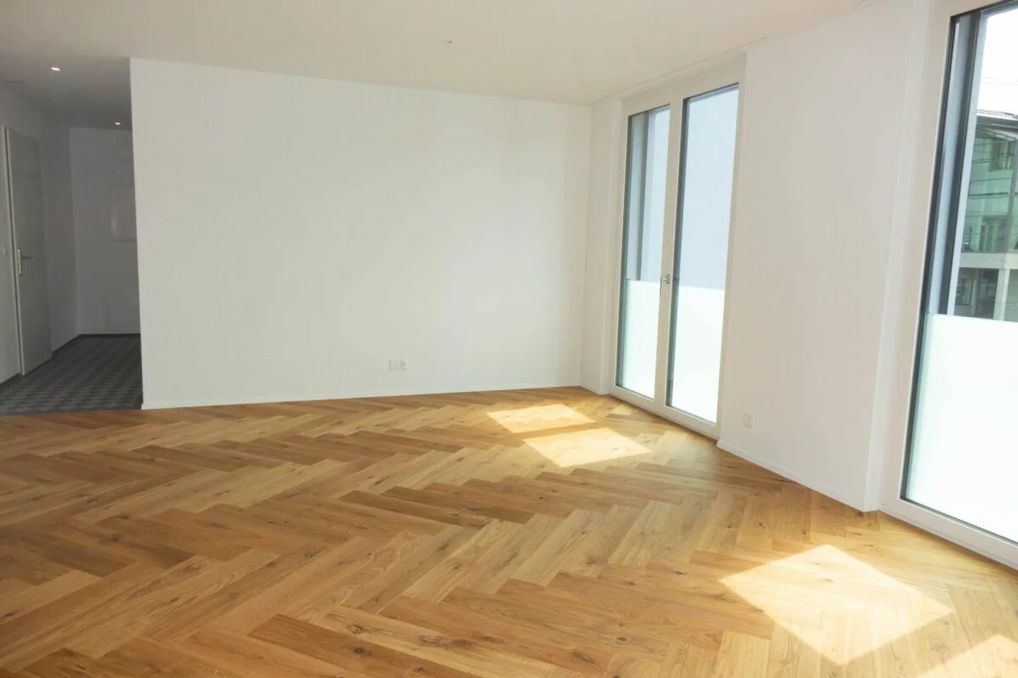 Moderne Wohnung in Zürich - Foto 3 von 10
