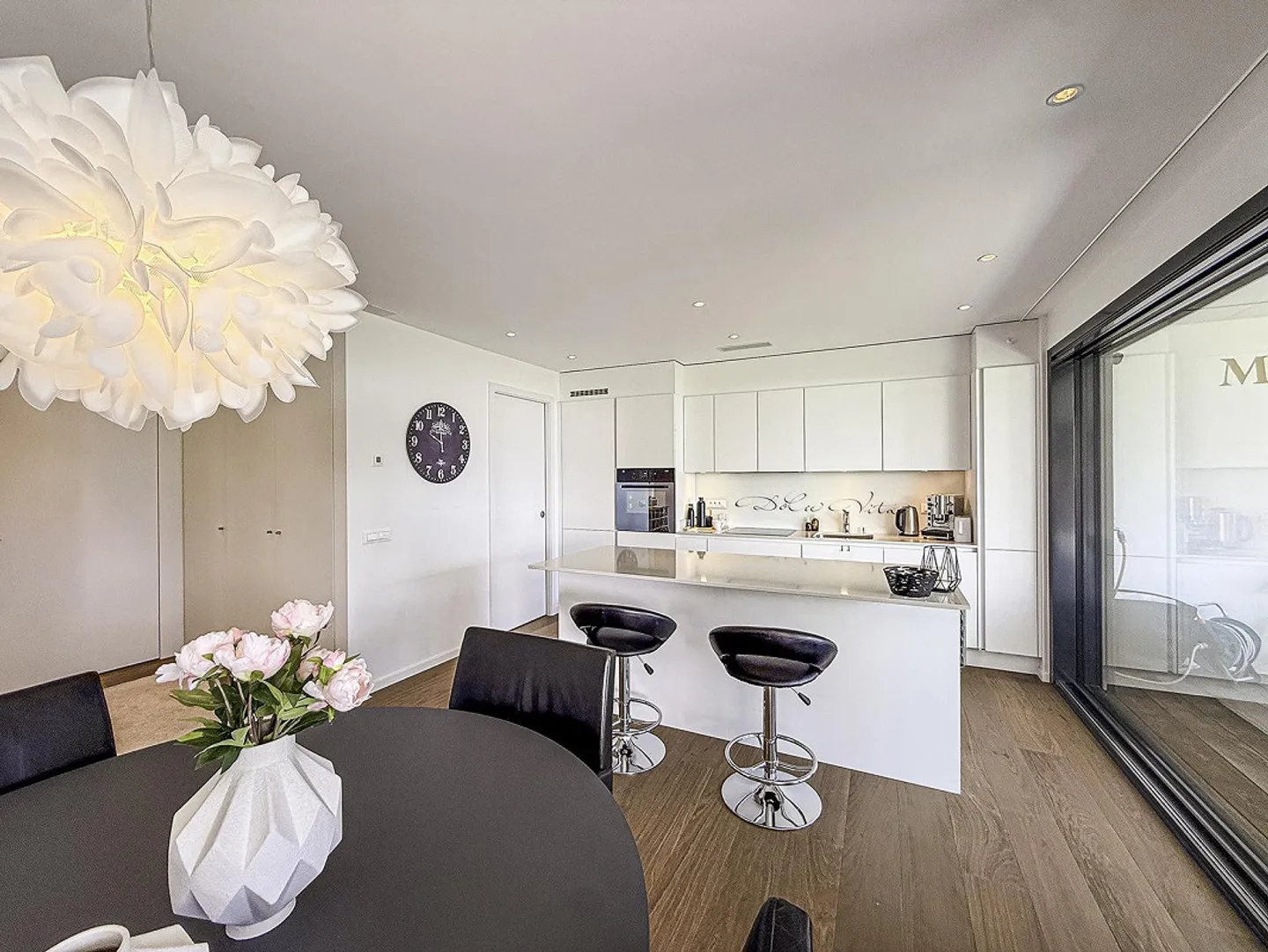 Appartement 3,5 pièces avec jardin et vue panoramique sur le lac - Photo 17 sur 24