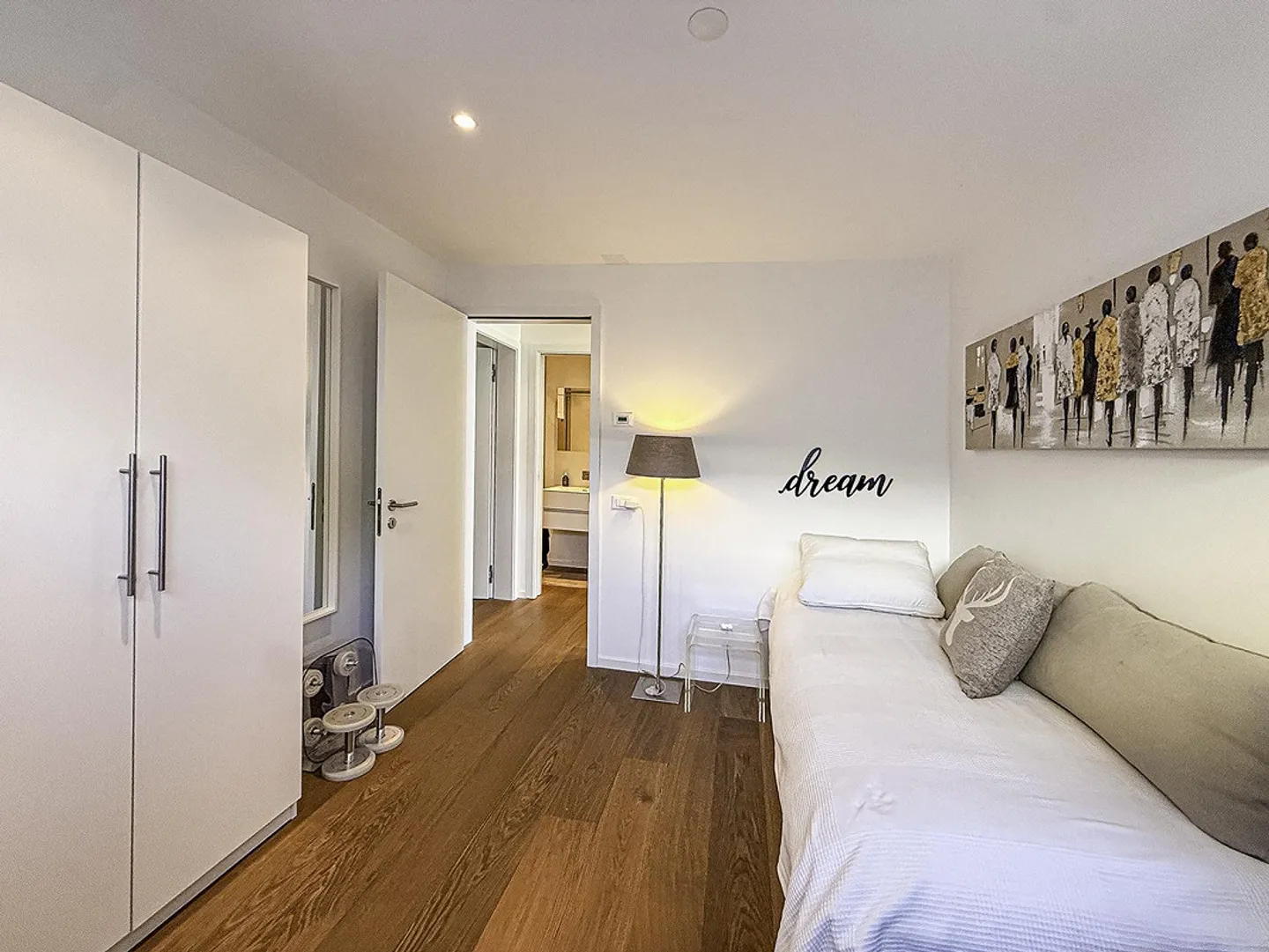 Appartement 3,5 pièces avec jardin et vue panoramique sur le lac - Photo 22 sur 24