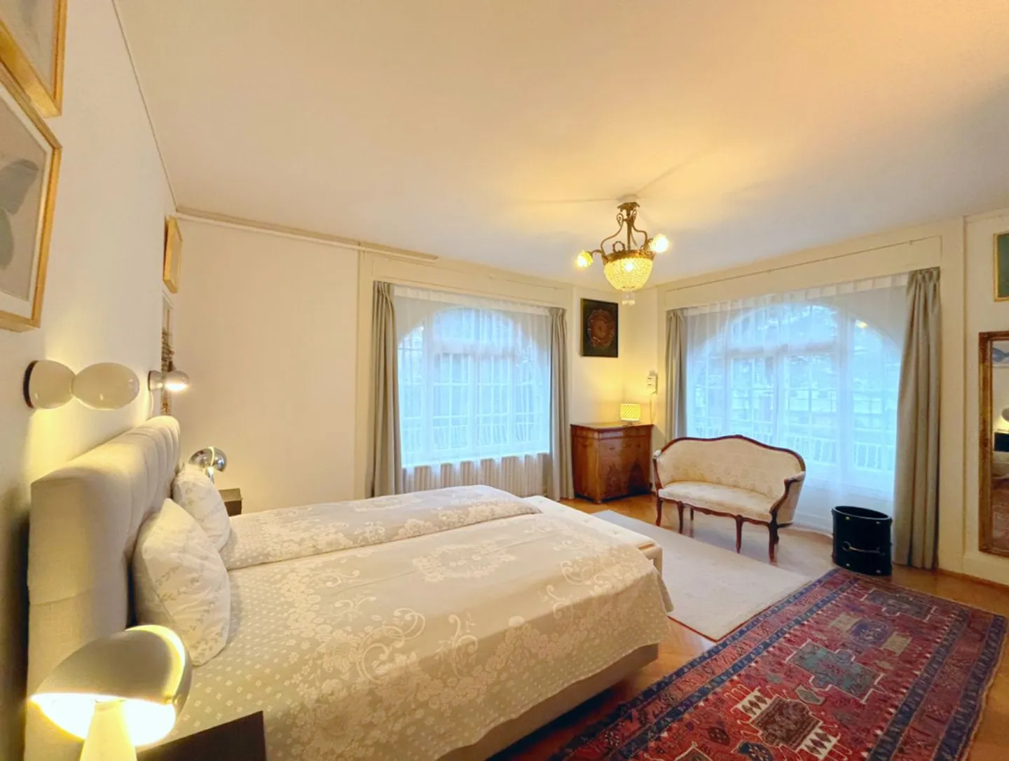 Magnificent furnished 5.5-room apartment with terrace and garden - Photo 5 of 11