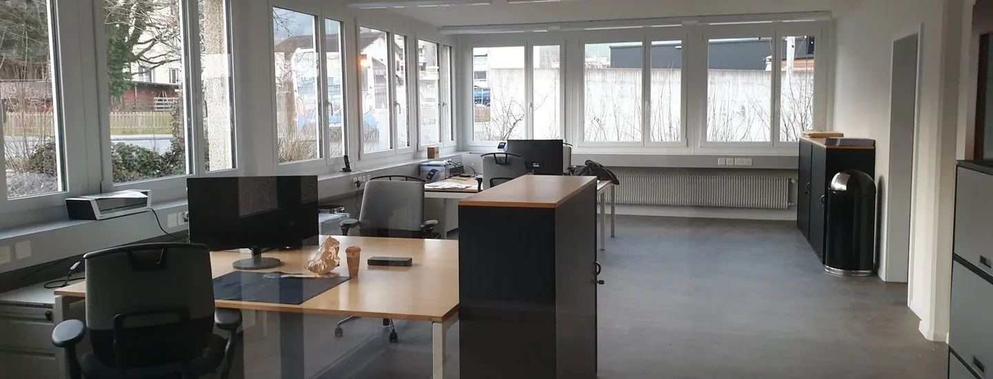 Locaux commerciaux à Altstätten SG - Photo 1 sur 14