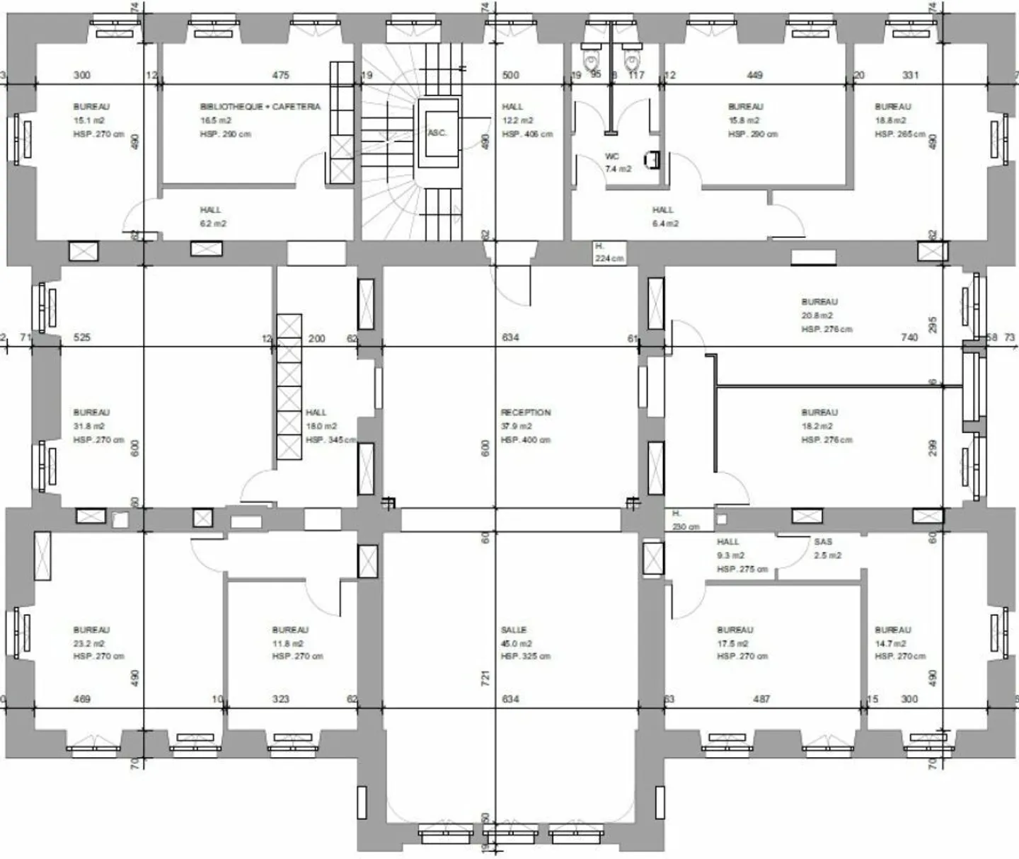 Locali nel centro di La Chaux-de-Fonds! - Foto 2 di 2